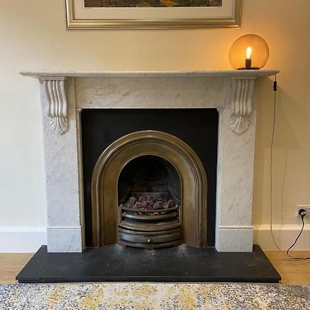 Fantastic Location 10 Mins To Princes Street- 15 To Royal Mile- Main Door-Patio Edinburgh Exterior foto