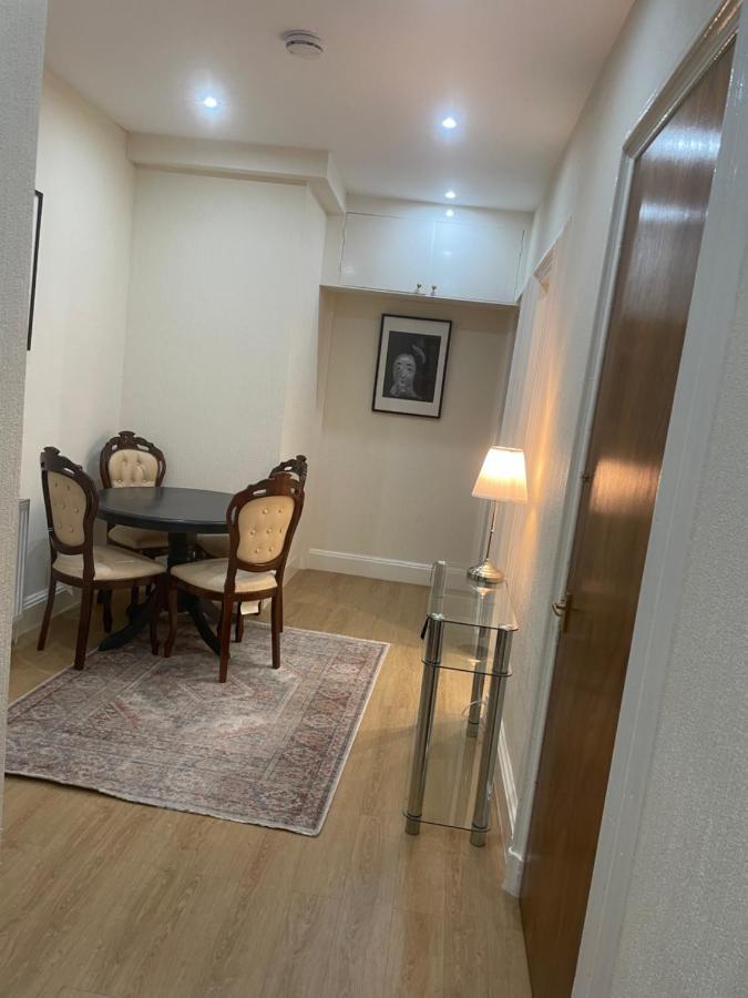 Fantastic Location 10 Mins To Princes Street- 15 To Royal Mile- Main Door-Patio Edinburgh Exterior foto